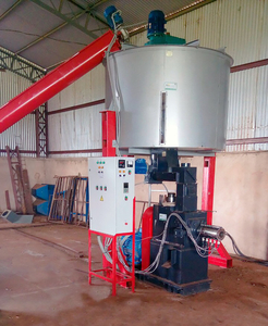 Пресс для изготовления топливных брикетов Пиникей